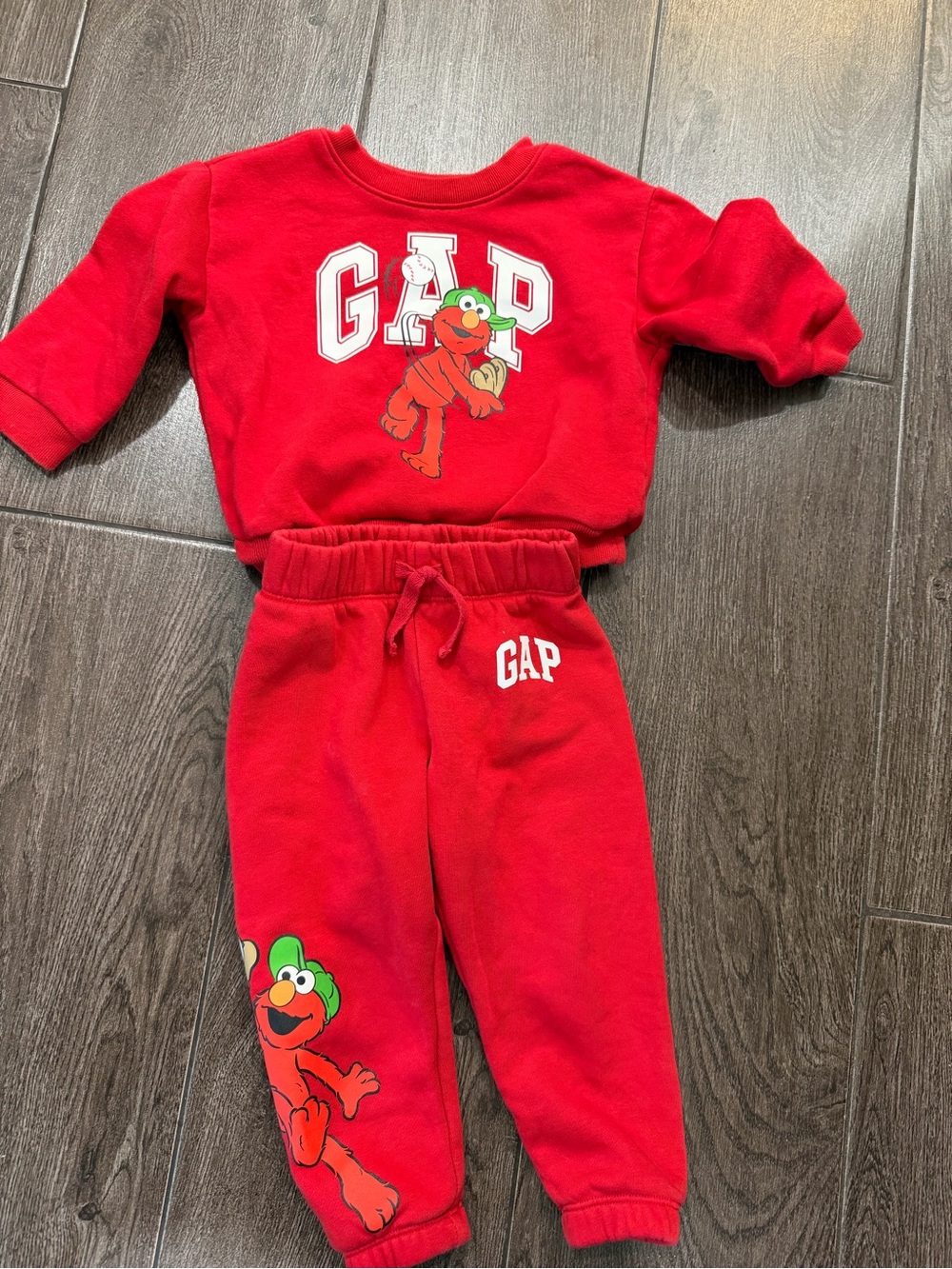 GAP Red Elmo Kids Sweatshirt & Joggers Set